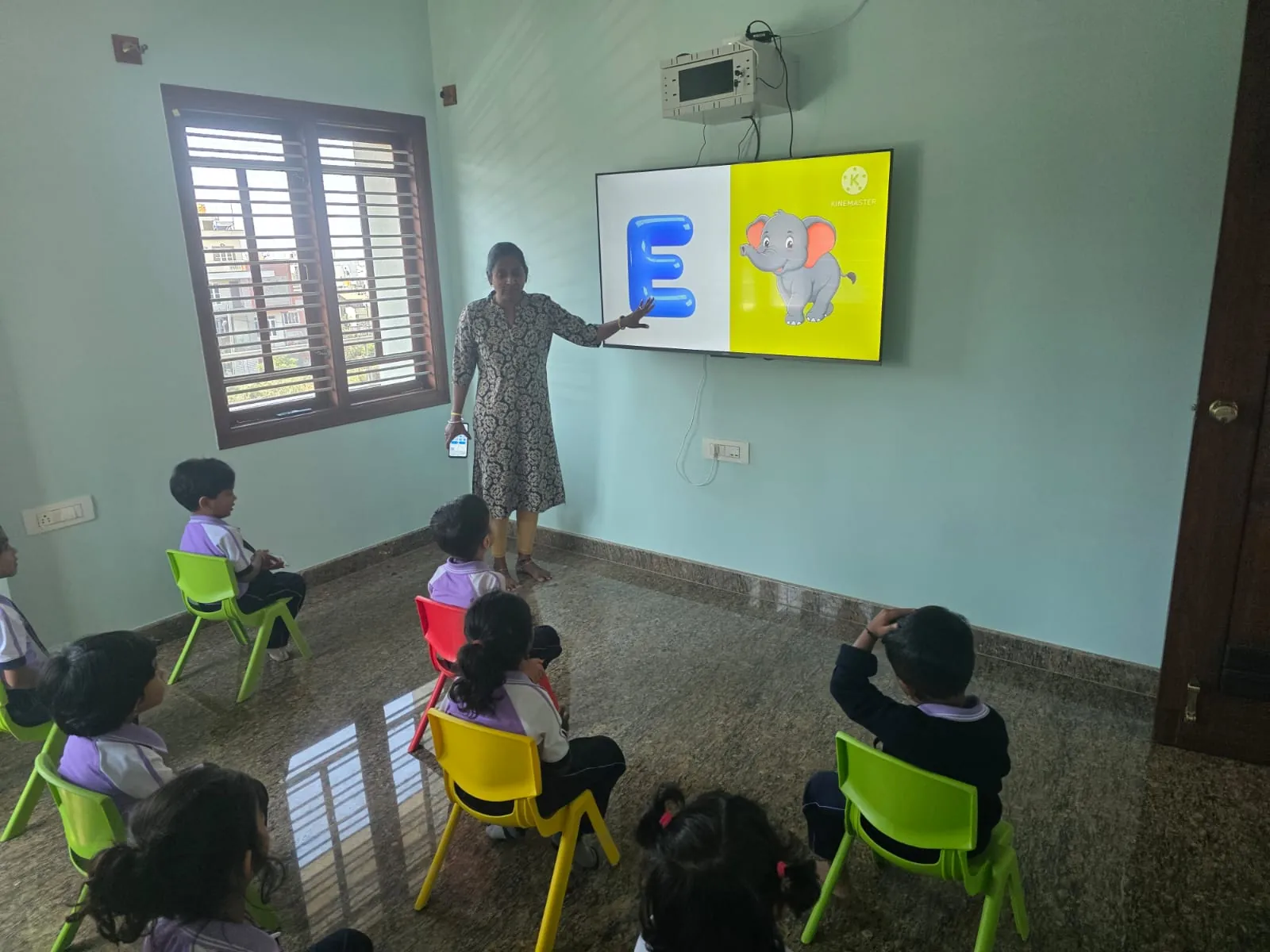 Smart classroom with interactive digital board